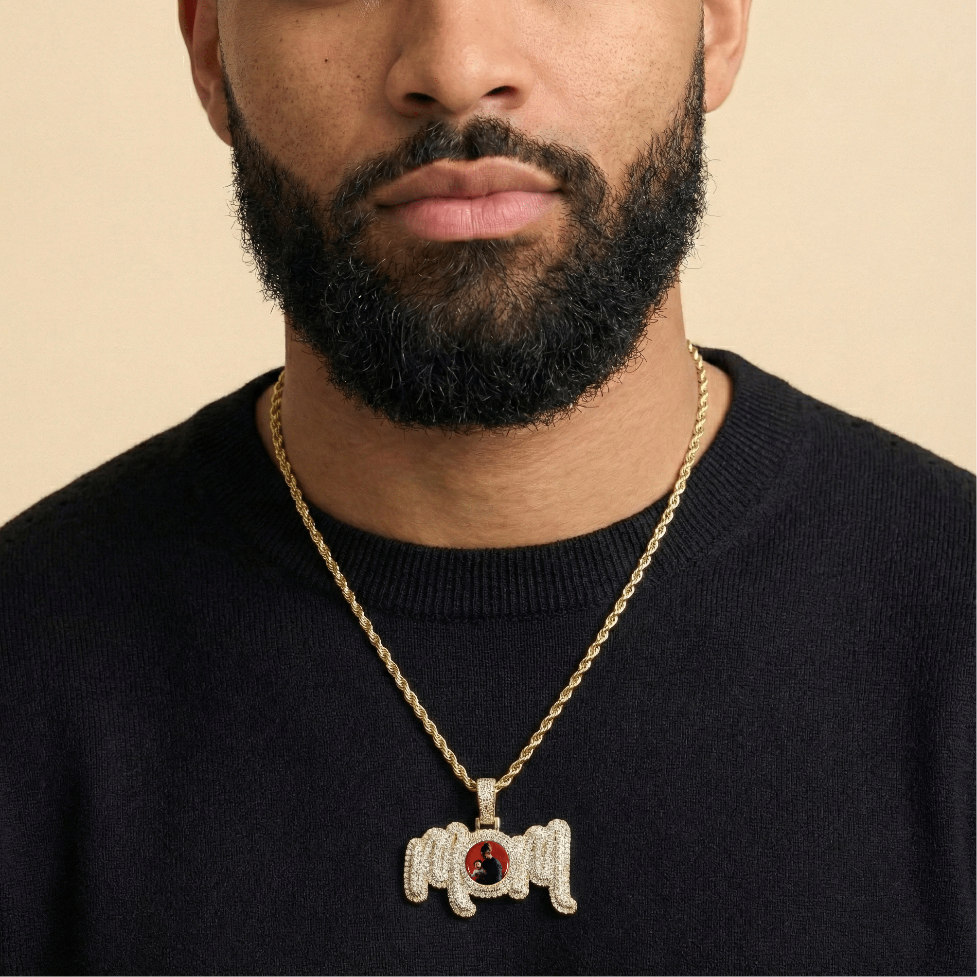 MOM Photo Pendant CRNCY