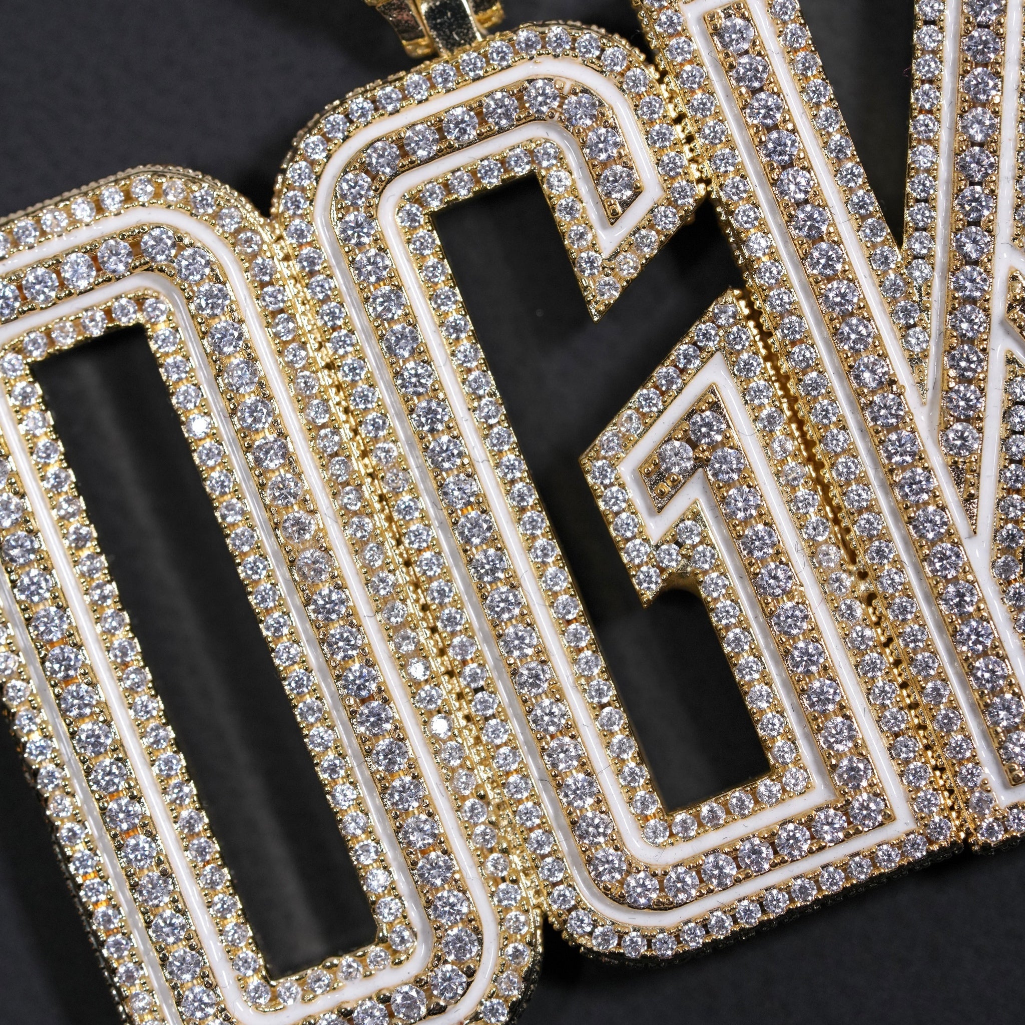 Bold Font CRNCY