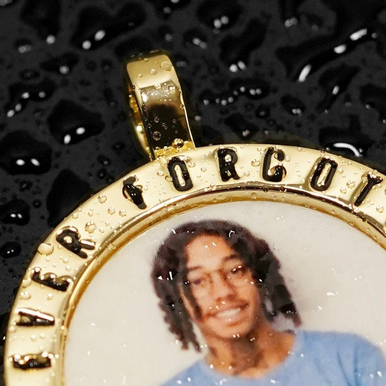 Never Forgotten Photo Pendant CRNCY